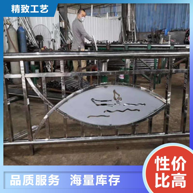 公路护栏镀锌波形护栏现货实拍生产加工