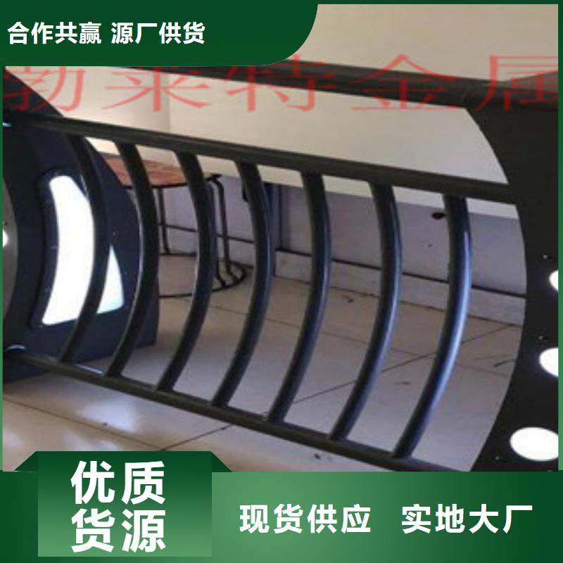 【灯光护栏道路防撞护栏海量库存】欢迎来电咨询
