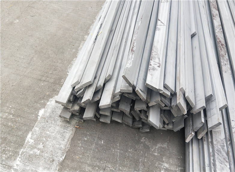 00Cr17Ni14Mo2扁钢货源充足