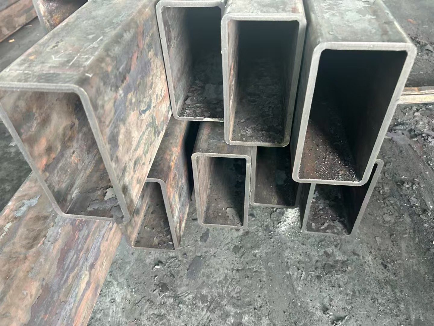 316L不锈钢薄壁马蹄管、316L不锈钢薄壁马蹄管厂家_规格齐全