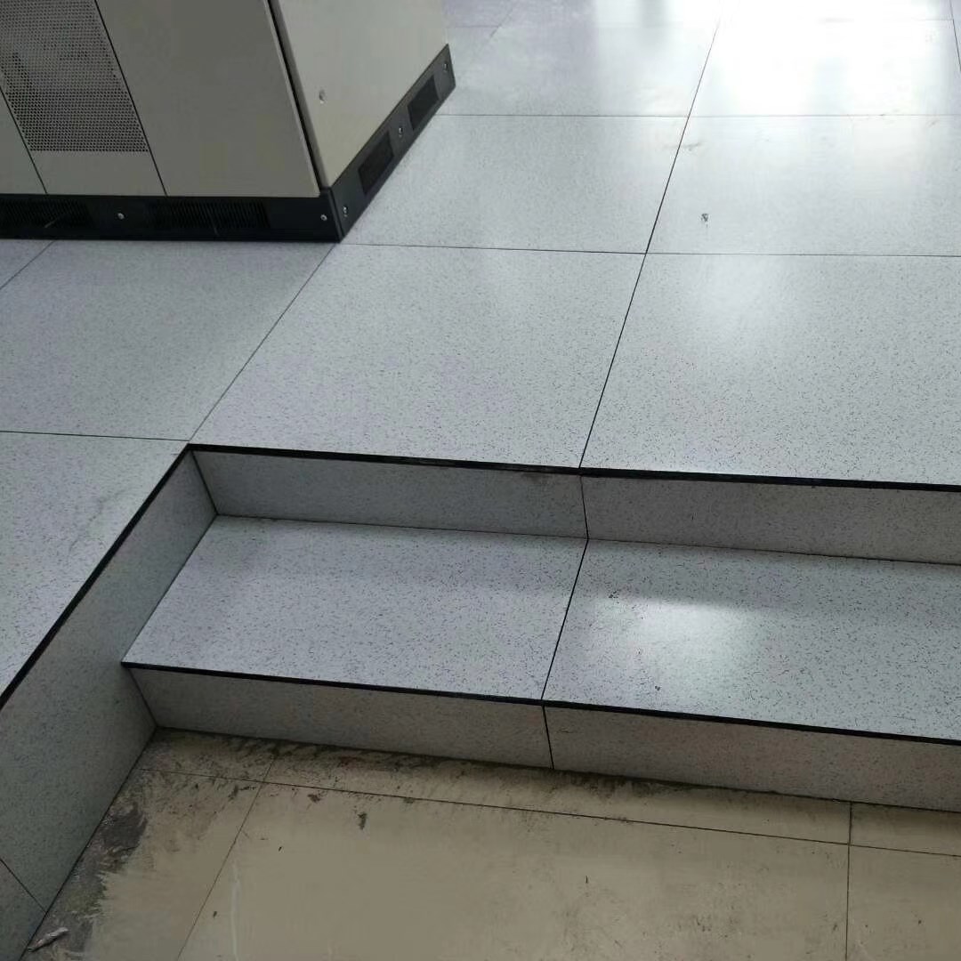 防静电地板_架空抗静电地板打造行业品质本市厂家