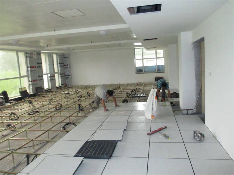 防静电地板无边防静电地板优质工艺核心技术