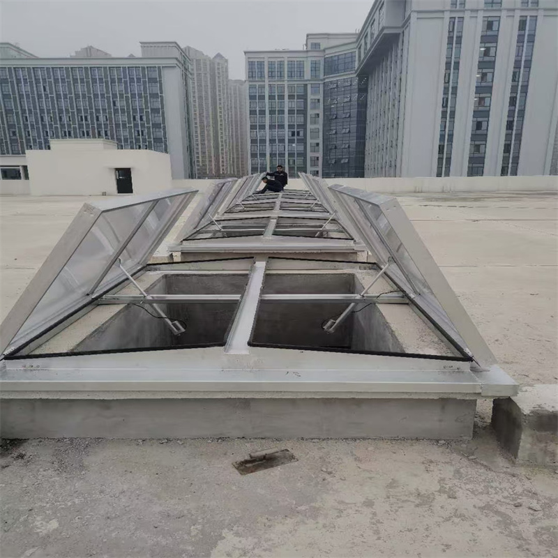 C型防雪薄型通风排烟天窗全国发货