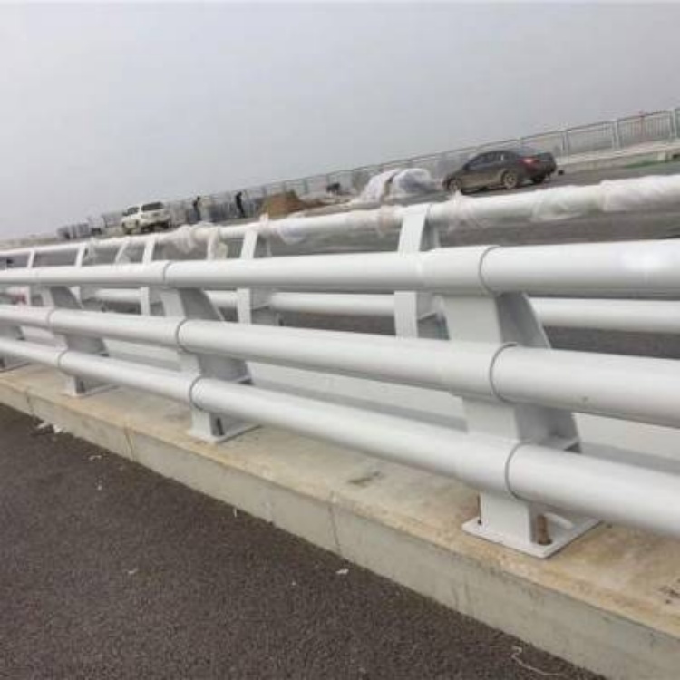 桥梁护栏河道护栏实体厂家大量现货