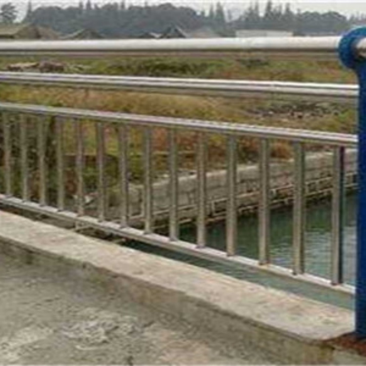 桥梁护栏304不锈钢复合管打造好品质