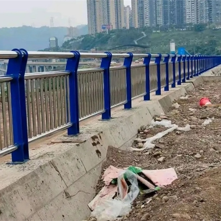 不锈钢护栏灯光防撞栏杆真材实料加工定制