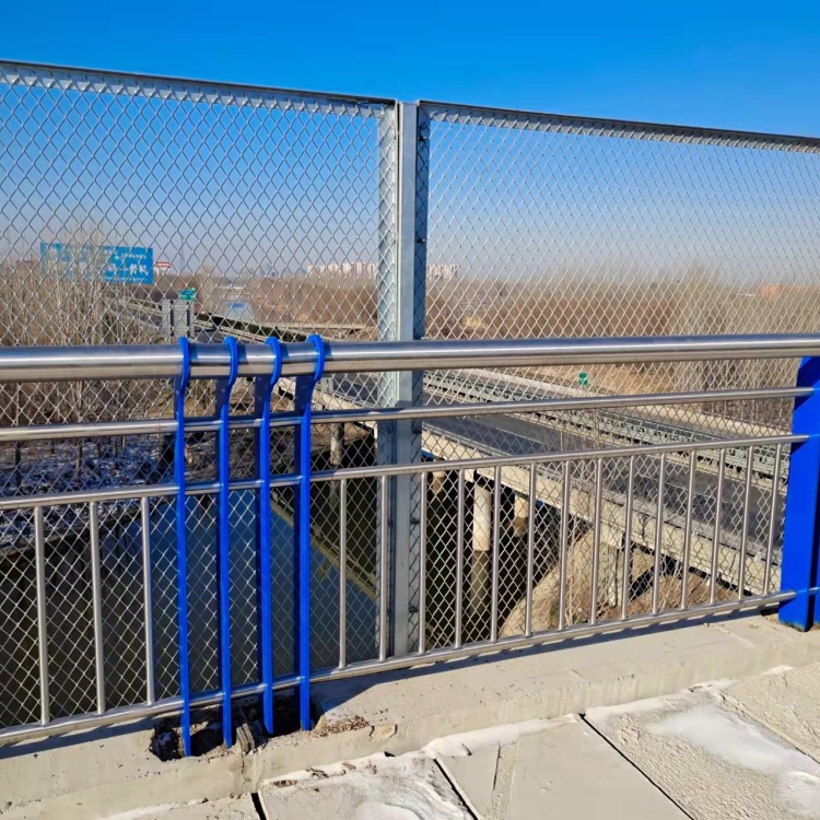 防撞护栏-天桥栏杆联系厂家