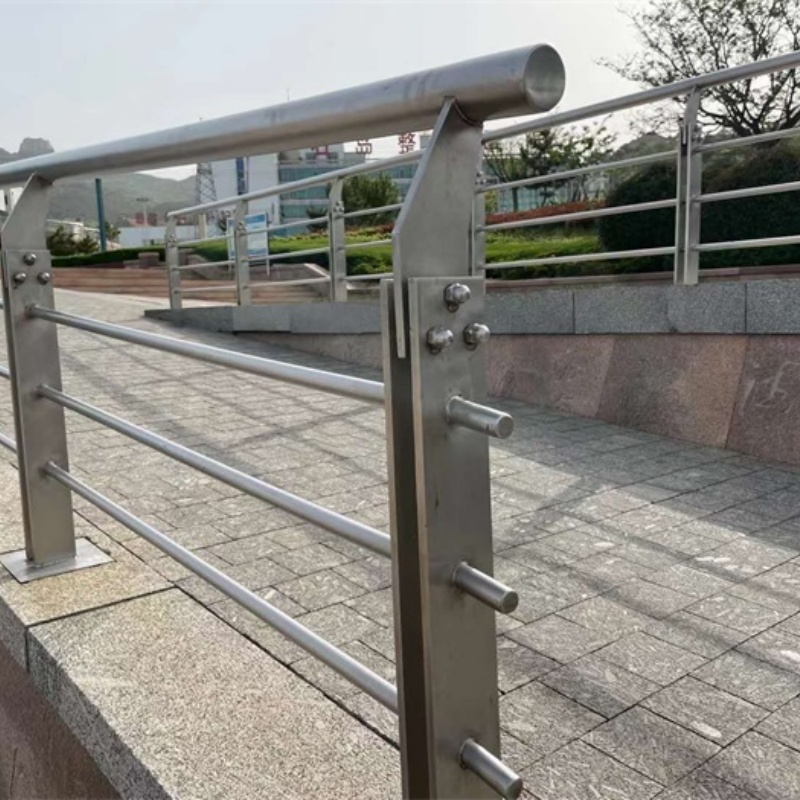 铝合金护栏精致工艺价格低