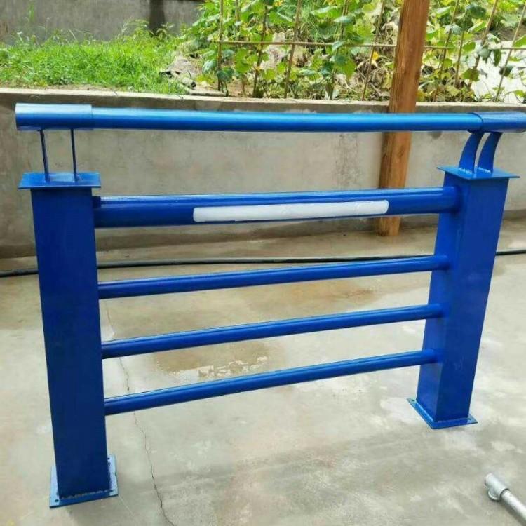 灯光护栏源头把关放心选购