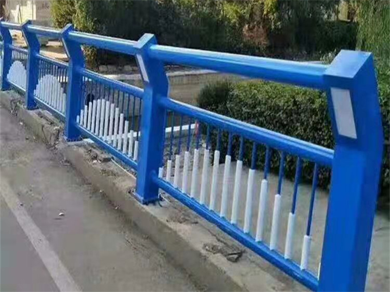 灯光护栏厂家直销省心省钱一件也发货