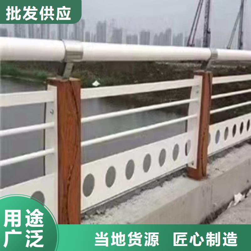 道路桥梁防撞护栏立柱真实拍摄品质可靠快捷物流