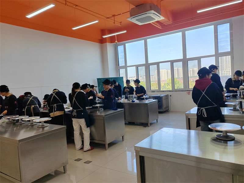 家门口的包就业西点培训哪家强