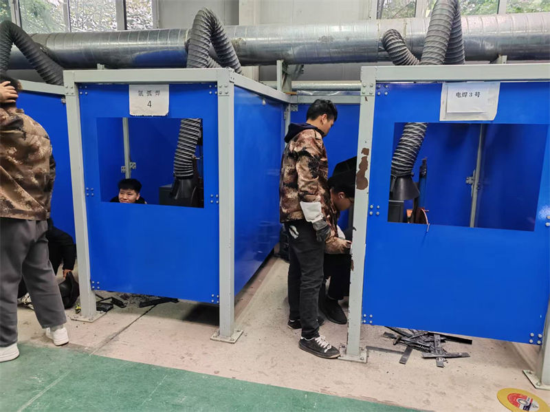 教手把焊气保焊的学校|就业的专业是什么?