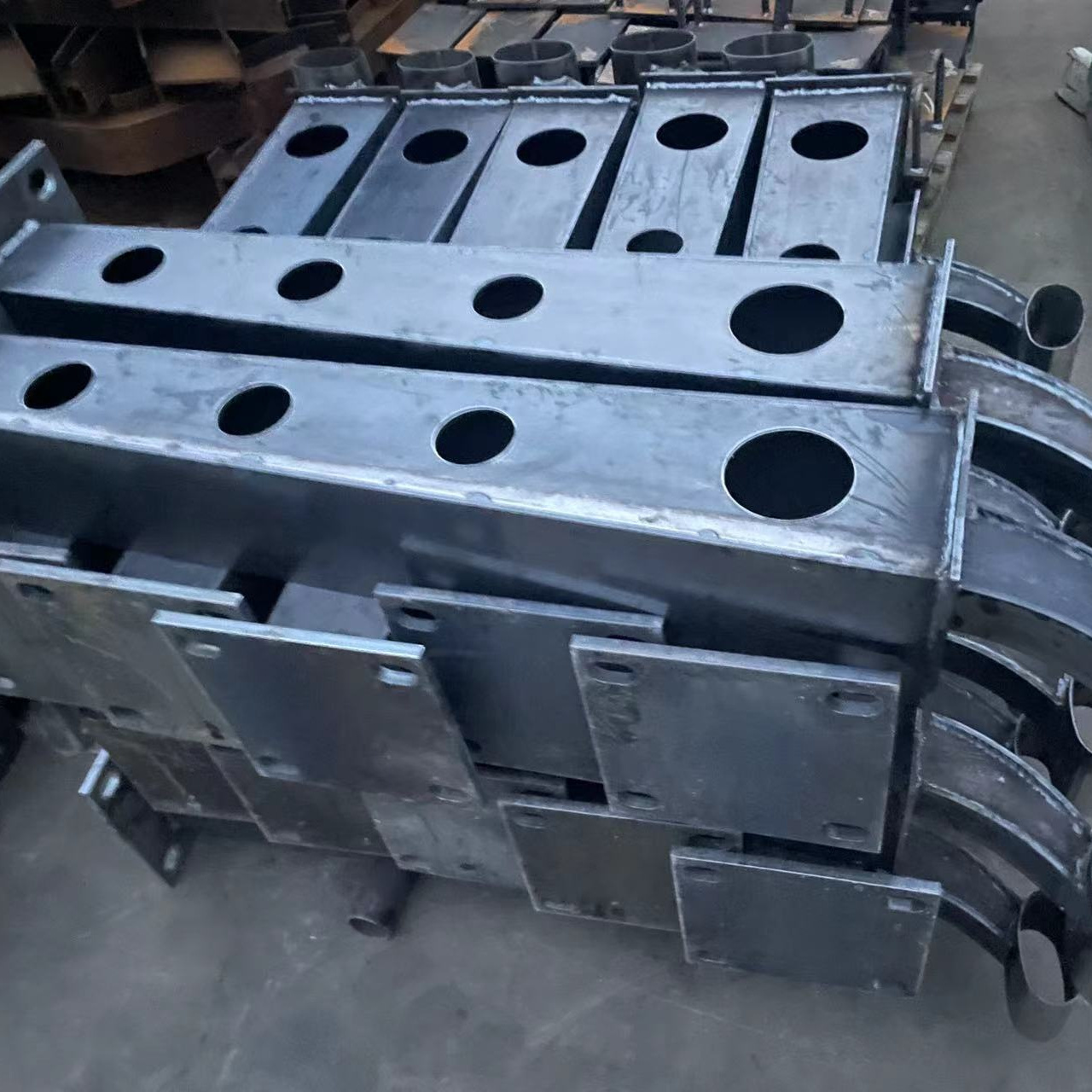 桥梁不锈钢防撞护栏多少钱一米