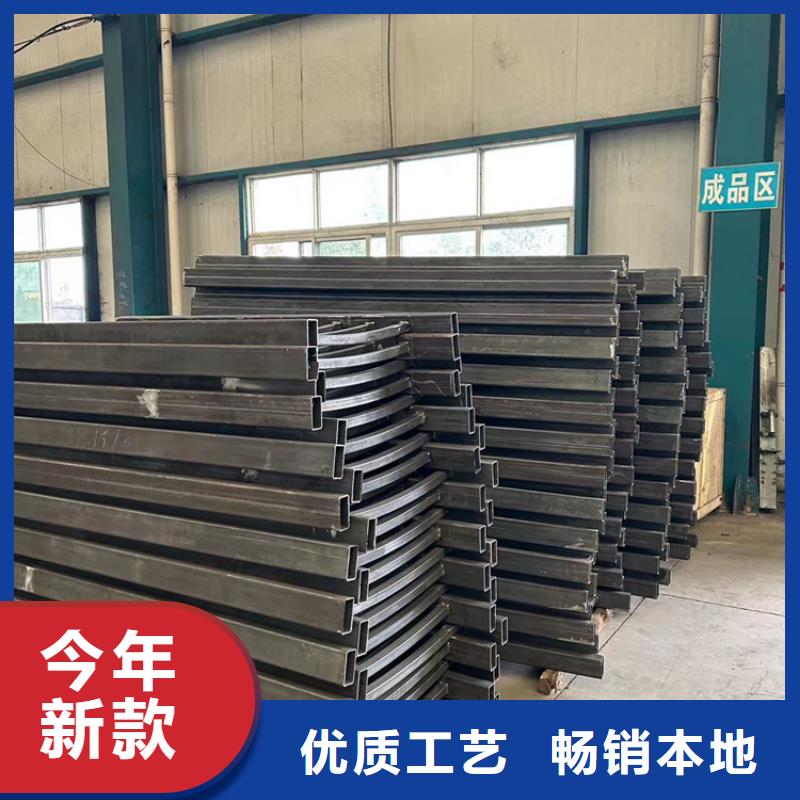  防撞护栏超产品在细节畅销本地