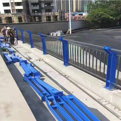 公路用护栏结实耐用