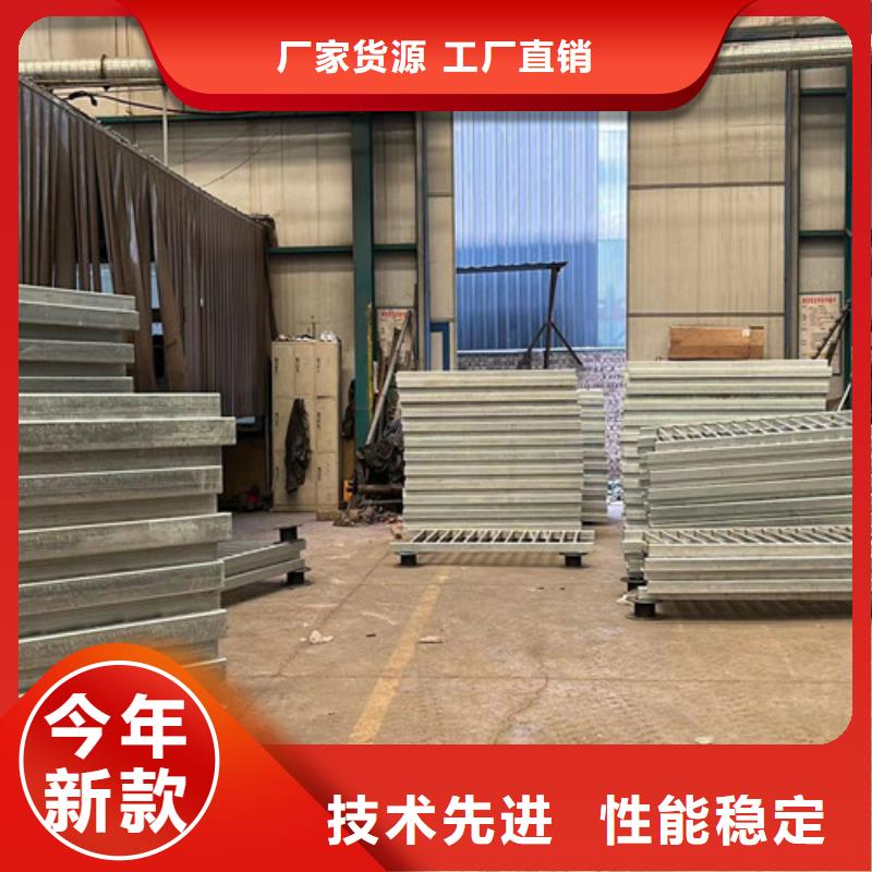 护栏_国道抗冲击围栏追求细节品质货品齐全