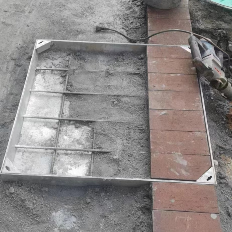 电力不锈钢井盖如何安装