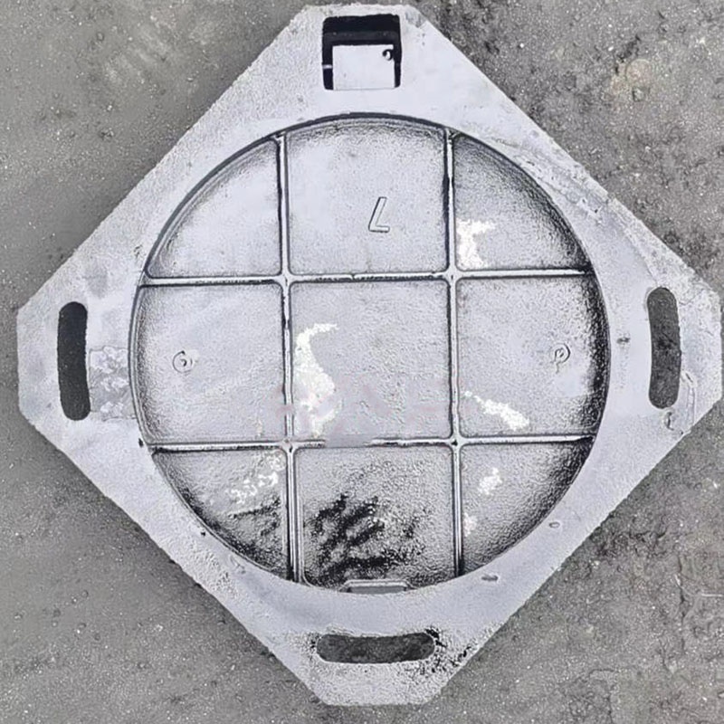 700*800球墨铸铁井盖生产厂家