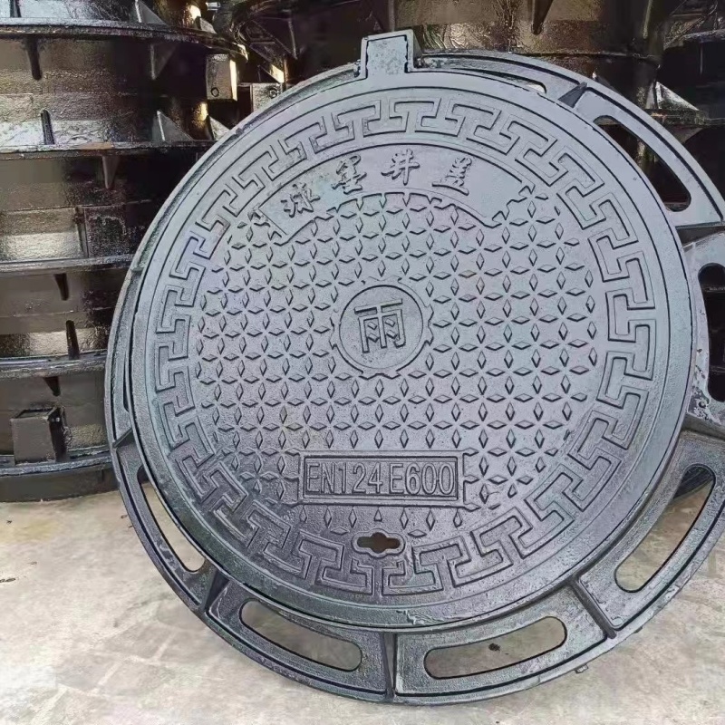 700*800球墨铸铁井盖生产厂家