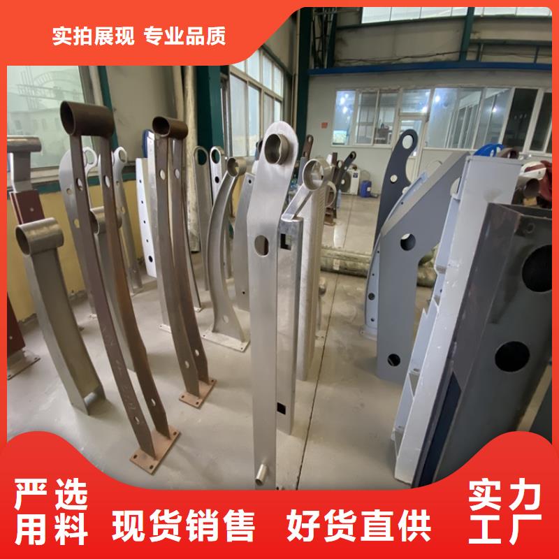 护栏钢板立柱无中间商厂家直销当地经销商