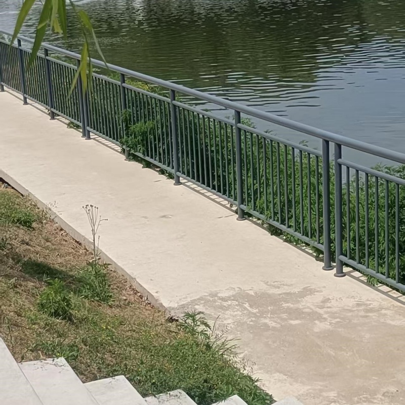 护栏2防撞护栏厂家专业供货品质管控同城 本地域公司