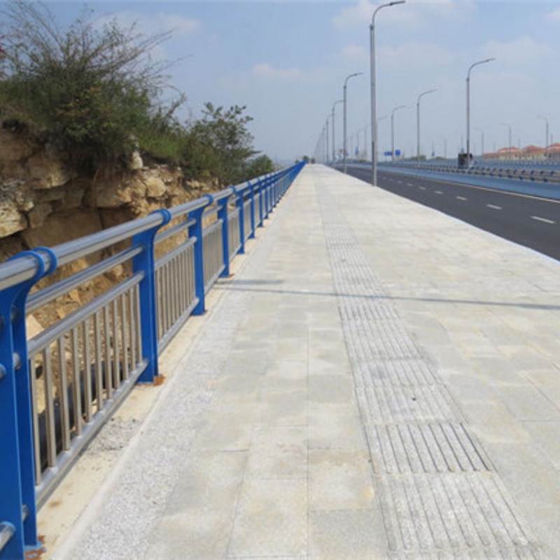 护栏景观灯光栏杆今日价格