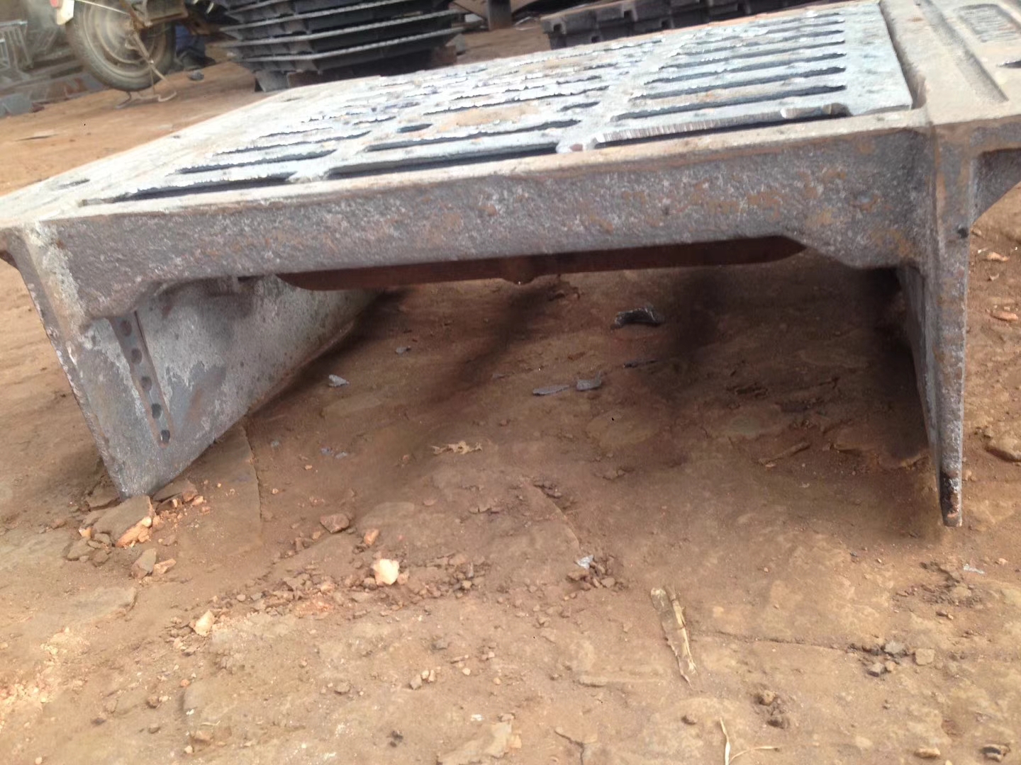 铸铁井盖,球墨铸铁井盖现货采购