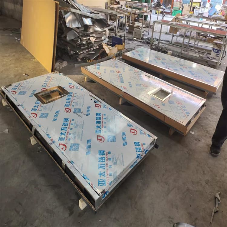 宠物医院铅门用途广