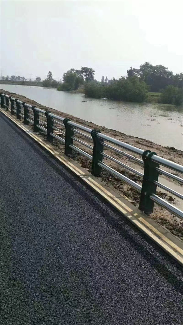 厂家现货广东东莞南城街道不锈钢桥梁防撞护栏适用场景