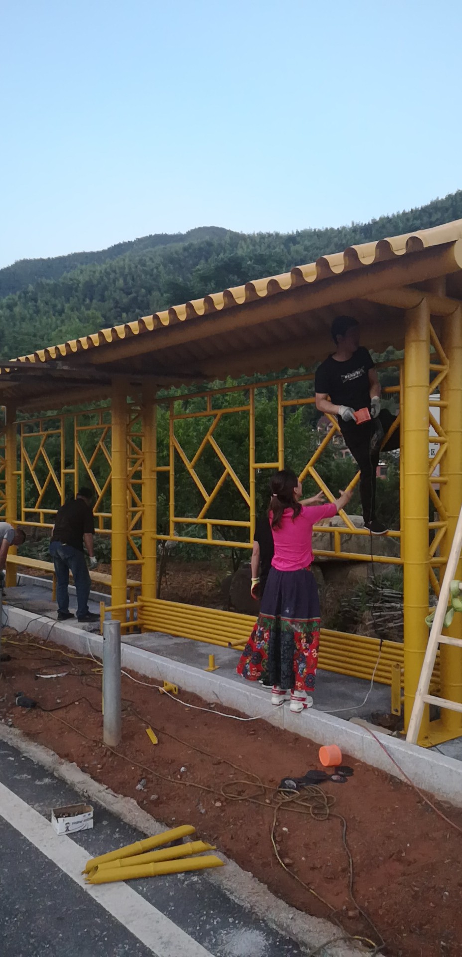 太阳能公交站台候车亭承诺守信一站式采购方便省心