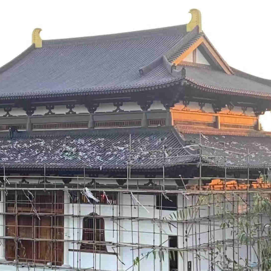 园林琉璃瓦寺庙筒瓦古建瓦现场安装