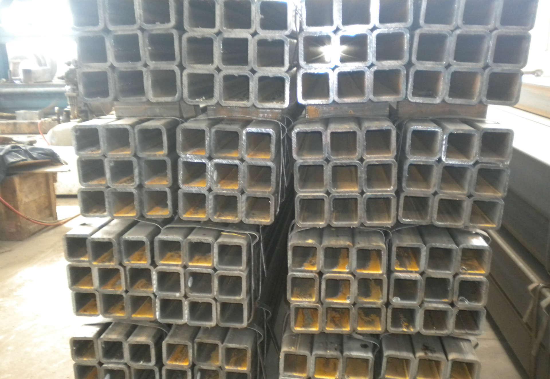 Q345B无缝方矩管发货及时