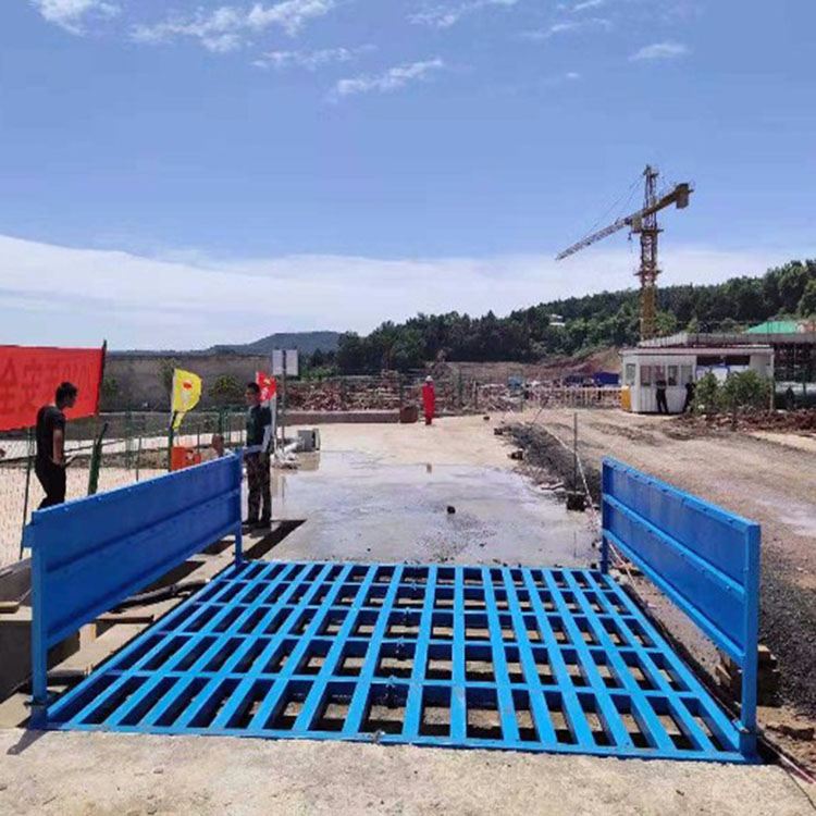 工地洗车机 工地洗车台 工地洗轮机 工地冲洗设备 封闭式洗车机 龙门洗车机 全自动洗车机 移动洗车槽 平板洗车机 矿山洗车机 煤矿洗车台 龙门往复式洗车机 -品质看得见本地品牌