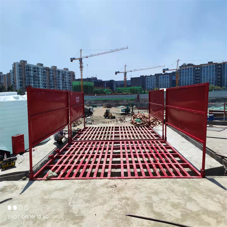 工地洗车机 工地洗车台 工地洗轮机 工地冲洗设备 封闭式洗车机 龙门洗车机 全自动洗车机 移动洗车槽 平板洗车机 矿山洗车机 煤矿洗车台 龙门往复式洗车机 生产流程