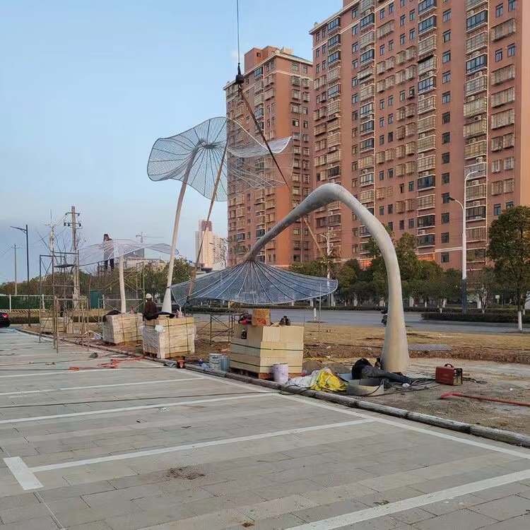 不锈钢景观小品雕塑来电咨询