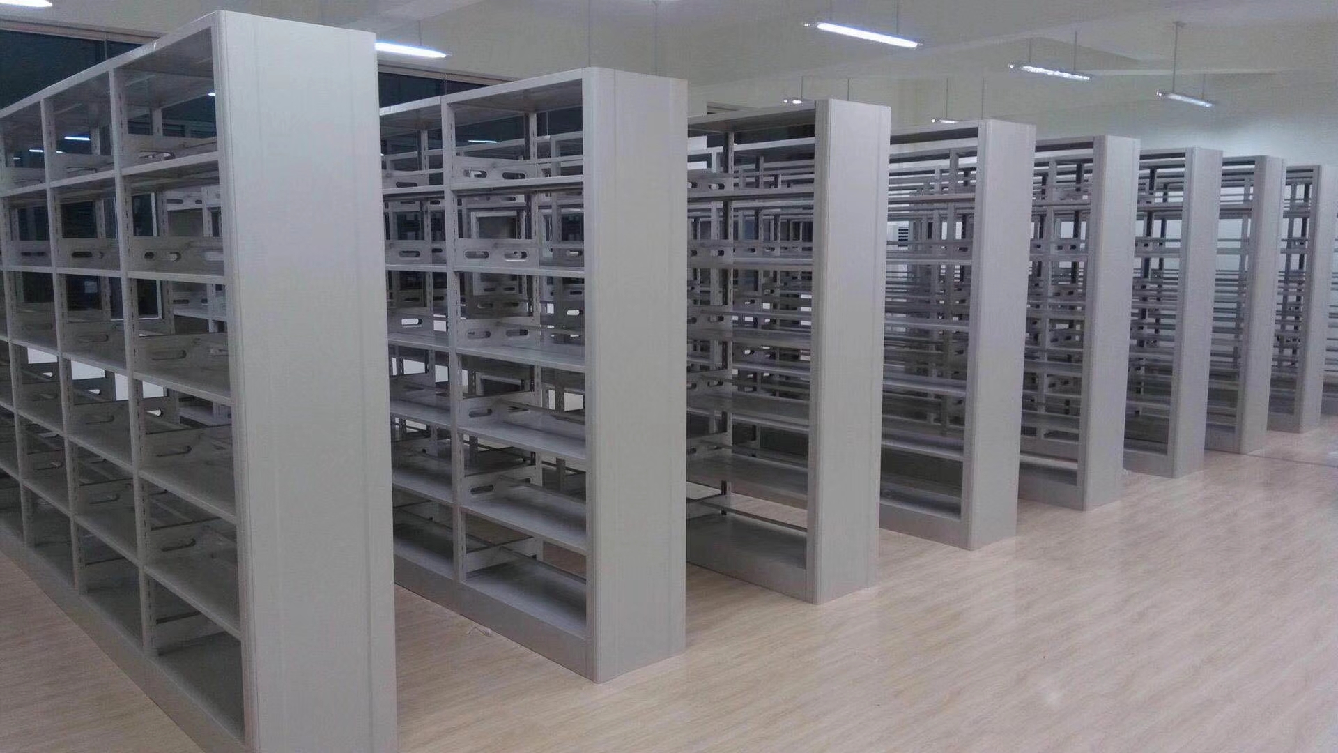 钢制书架钢制图书架细节展示