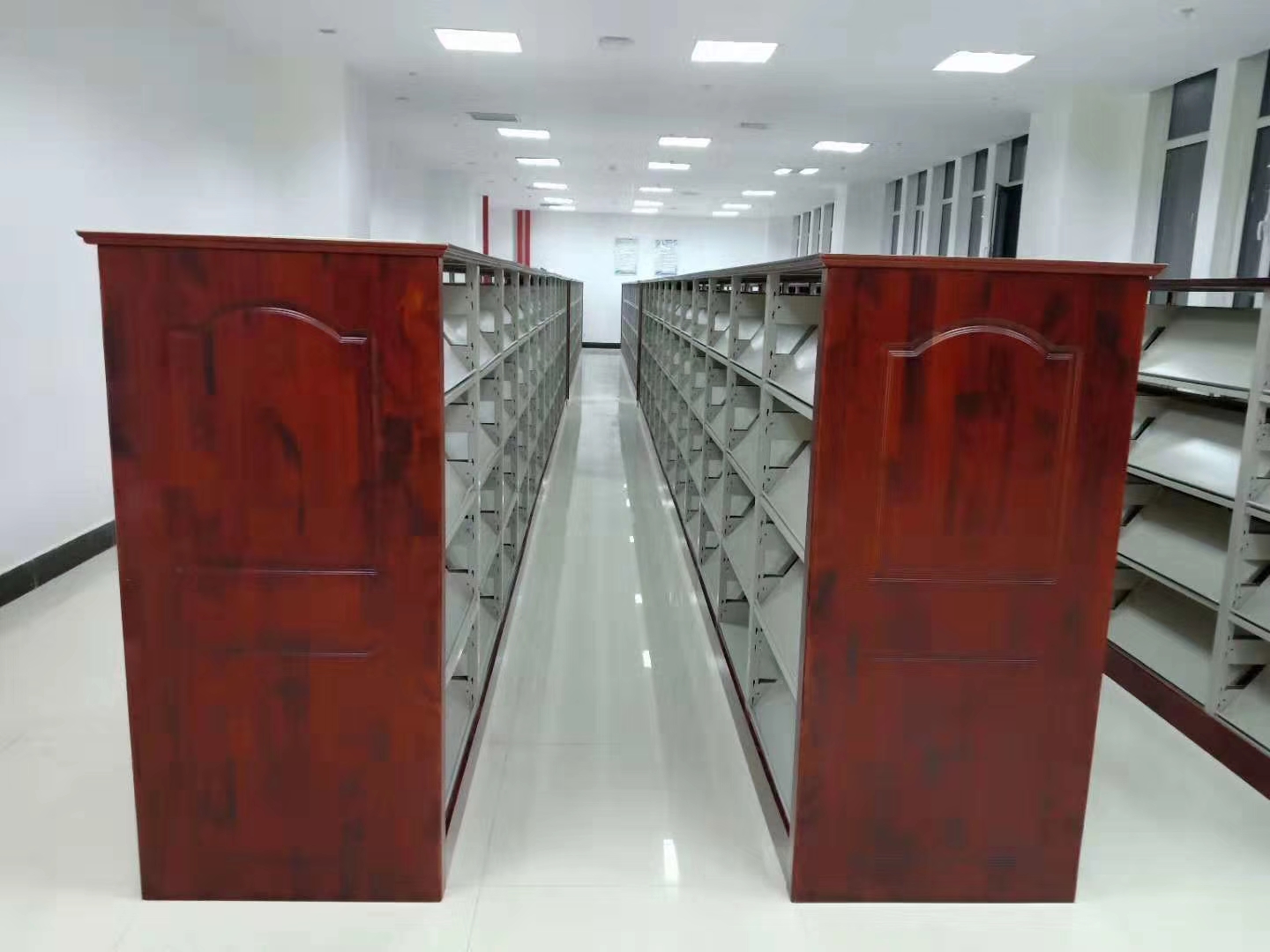 钢制书架层板钢制书架品质之选