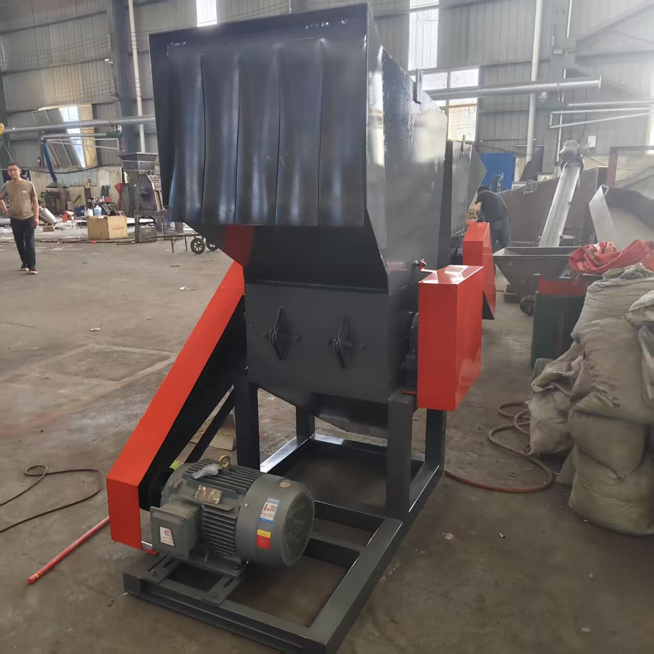 破碎机废钢粉碎机好品质用的放心现货批发